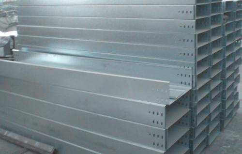 实惠托盘式电缆桥架