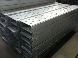 批发托盘式桥架